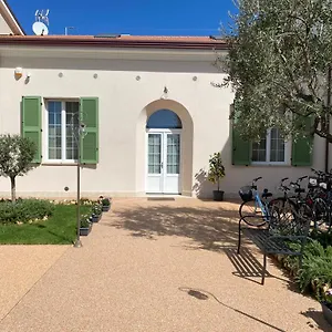 Villino Micol A Due Passi Dal Mare Marina Di Carrara