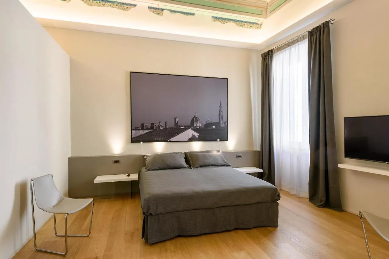 Palazzo Vasarri - Luxury design suites Montevarchi